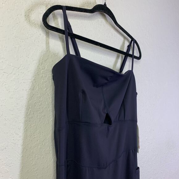 BLOGILATES Peek A Boo‎ Onesie 1X Plus Jumpsuit Flare Leg Pilates Workout NWT - Picture 11 of 16